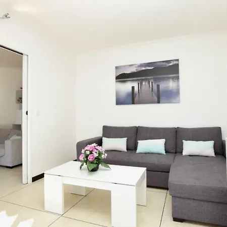 Sette B Locations T2-3 * Cavalaire-sur-Mer